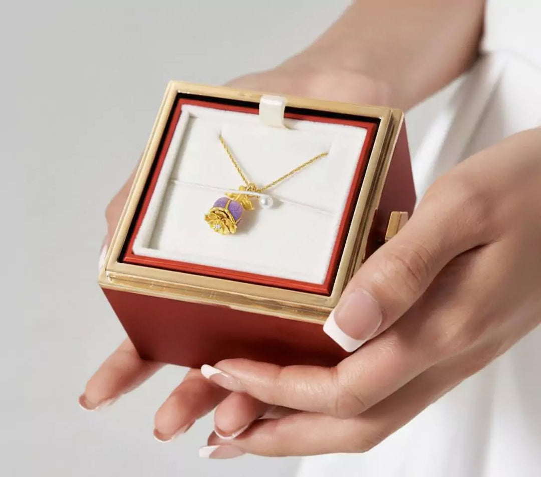 Collier Aurora Charm – La Fleur de l’Amour